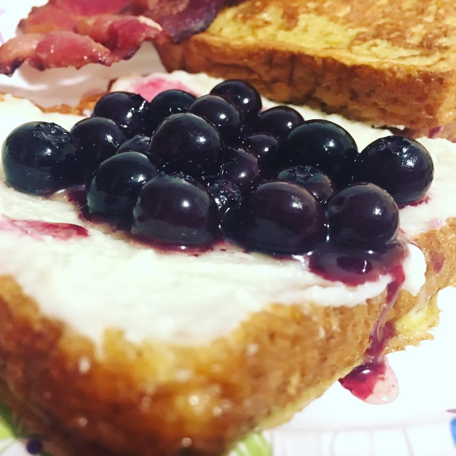 🥪 Sandviș cu brânză și Afin de pădure