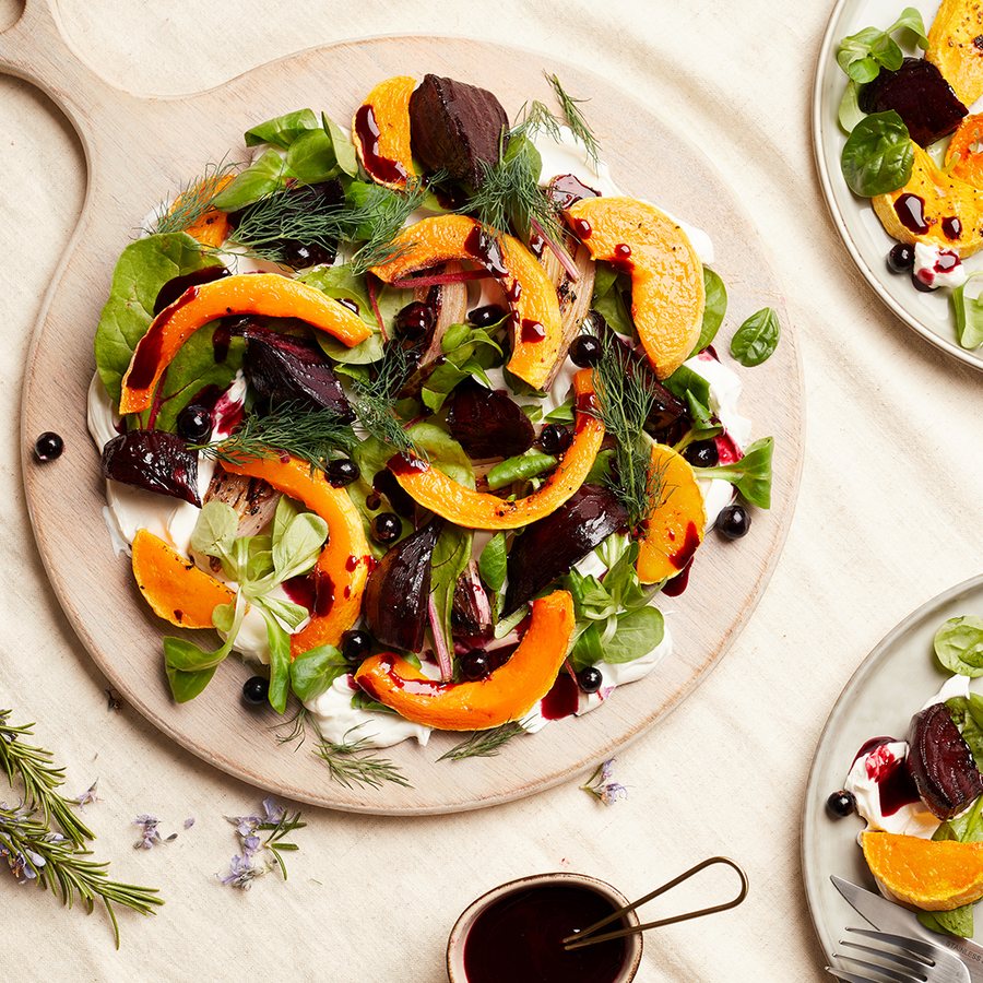 🥗 Salată cu Coacăz negru și nuci