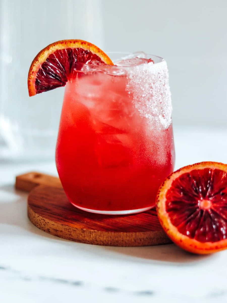 🍹 Mocktail cu Portocală roșie
