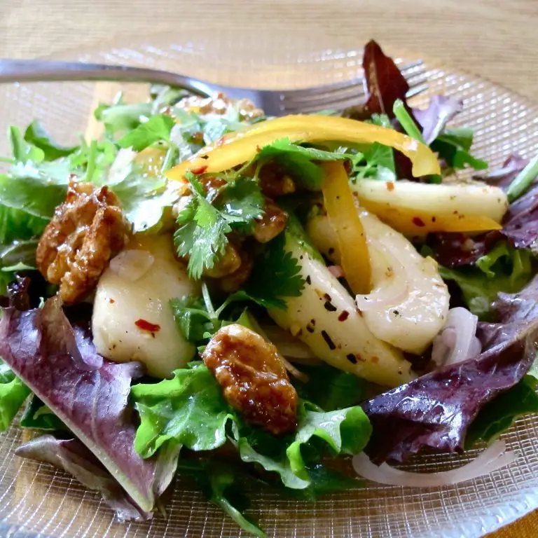 🥗 Salată cu Calamansi și nuci
