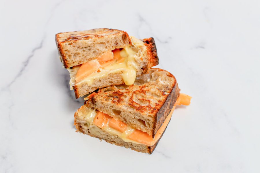 🥪 Sandviș cu brânză și Cantalup