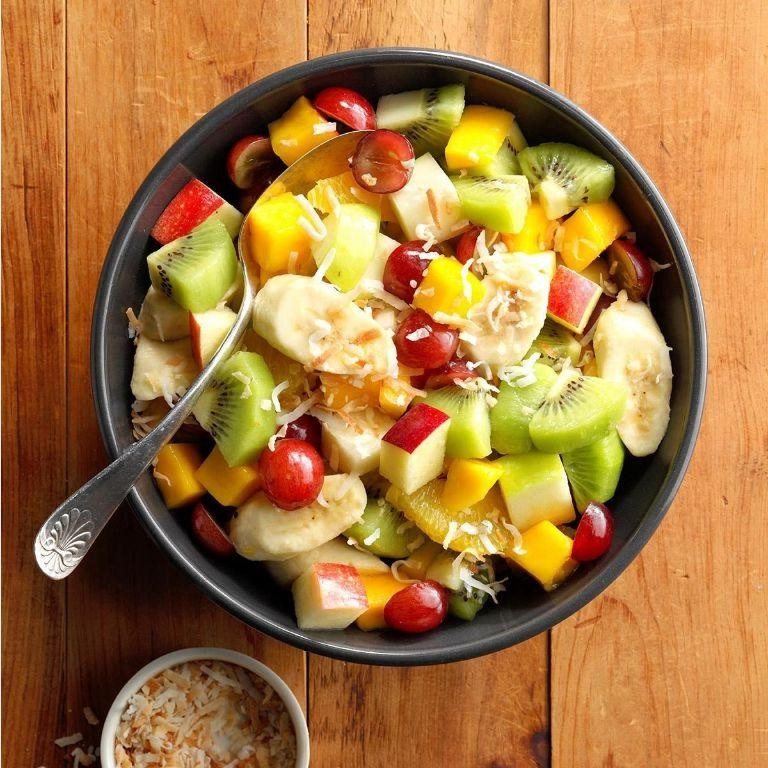 🥗 Salată cu Nucă de cocos și nuci