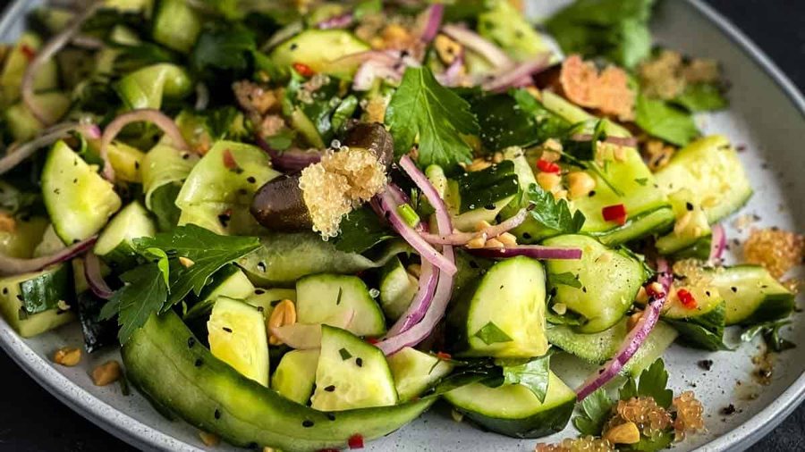 🥗 Salată cu Lime caviar și nuci