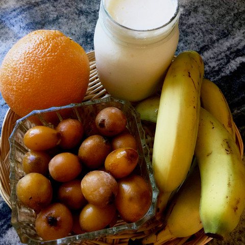🥤 Smoothie de Moșmon japonez și banane
