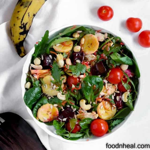 🥗 Salată cu Banană plantain și nuci