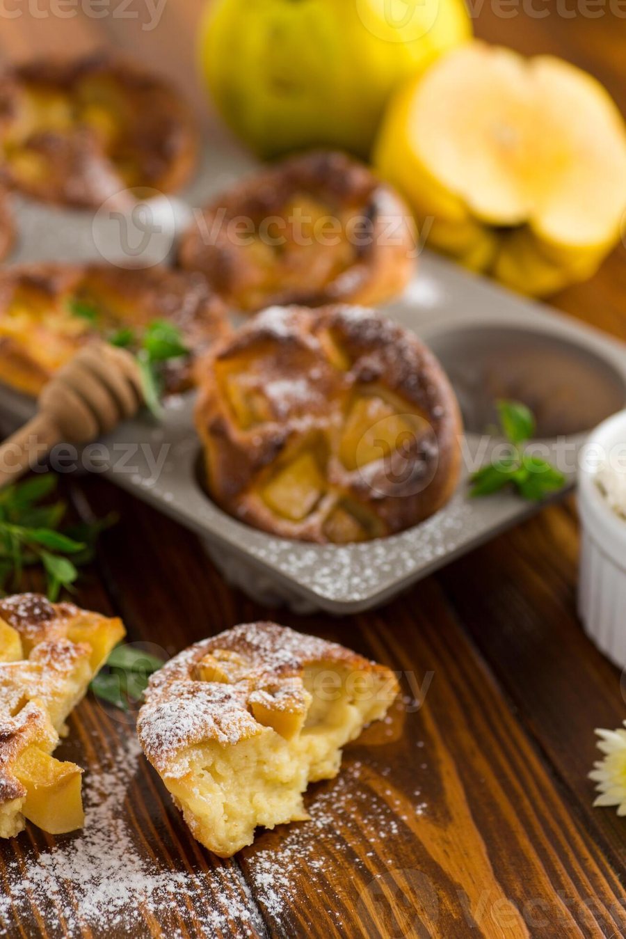 🧁 Muffins cu Gutui