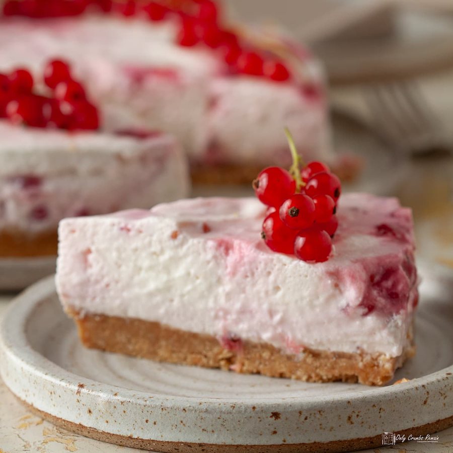 🍰 Cheesecake cu Coacăz roșu