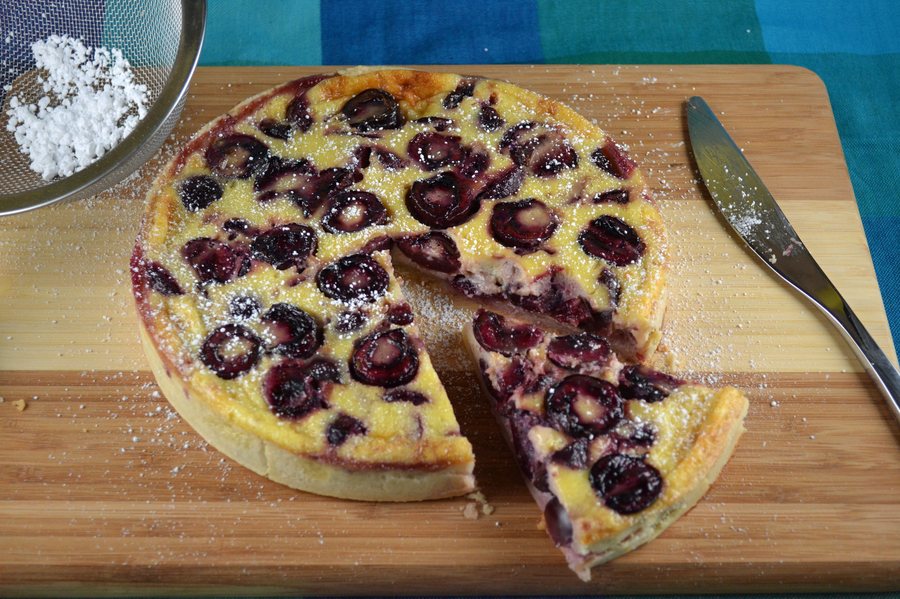 🥧 Tartă cu Vișină și cremă de vanilie