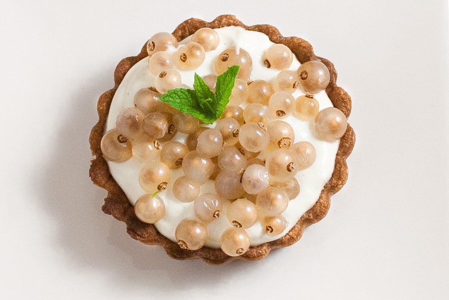 🥧 Tartă cu Coacăz alb și cremă de vanilie