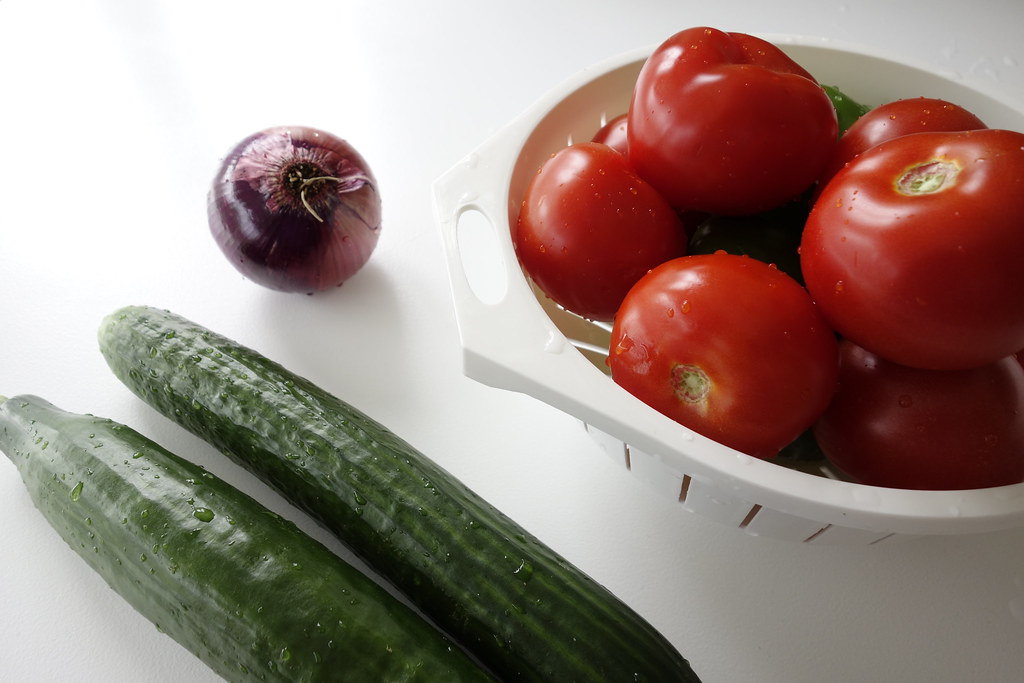 Salata proaspata cu Castravete