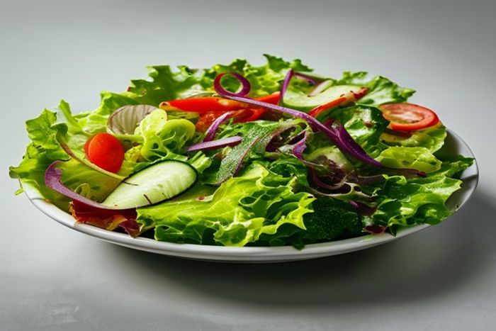 Salata proaspata cu Salata verde