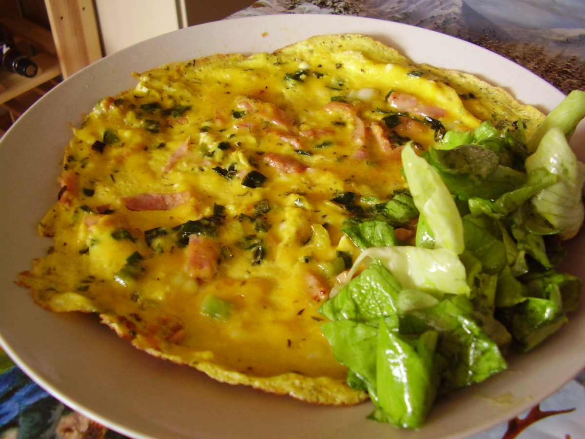 Омлет с любистком