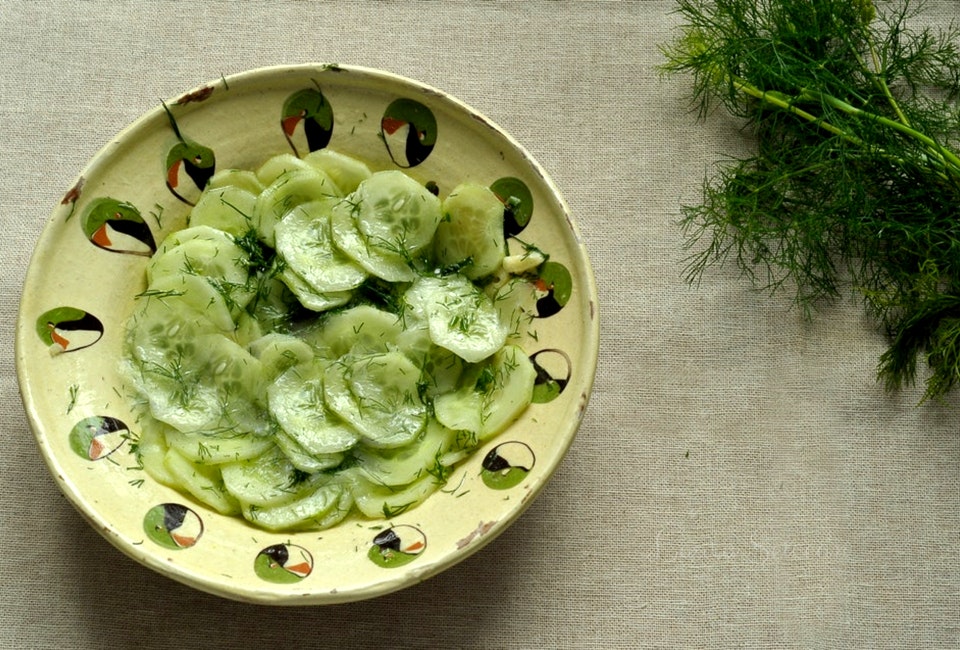 Salată de Castraveți cu Mărar