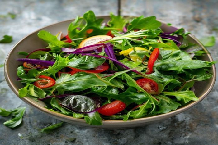 Salata proaspata cu Frunze de mustar
