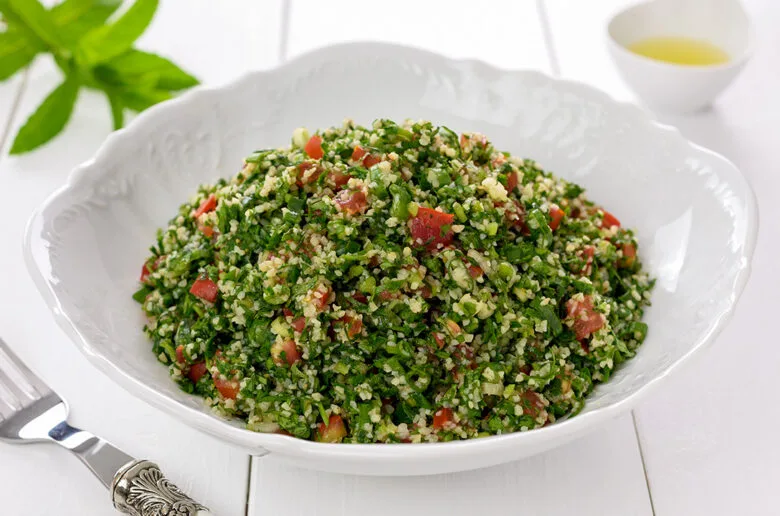 Salată tabbouleh (cu pătrunjel)