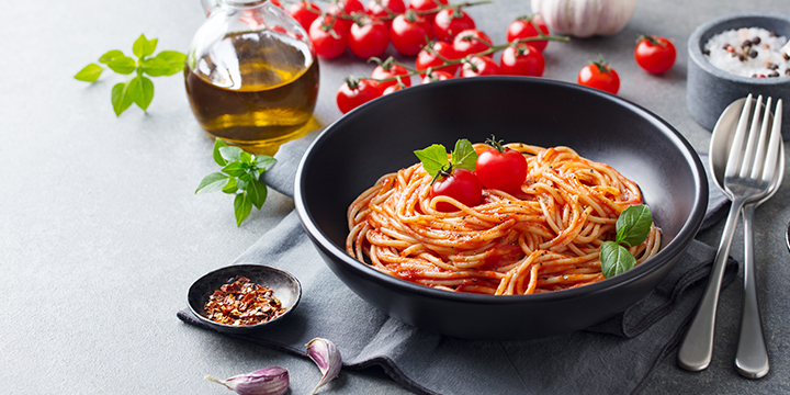 Pasta with Tomato Sauce
