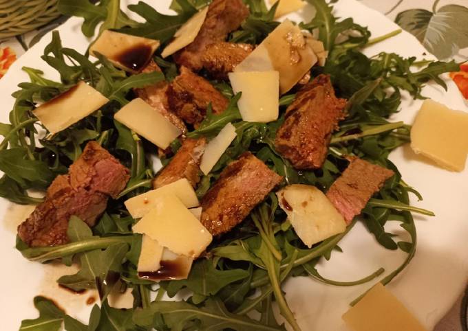 Arugula as a Side for Grilled Meat