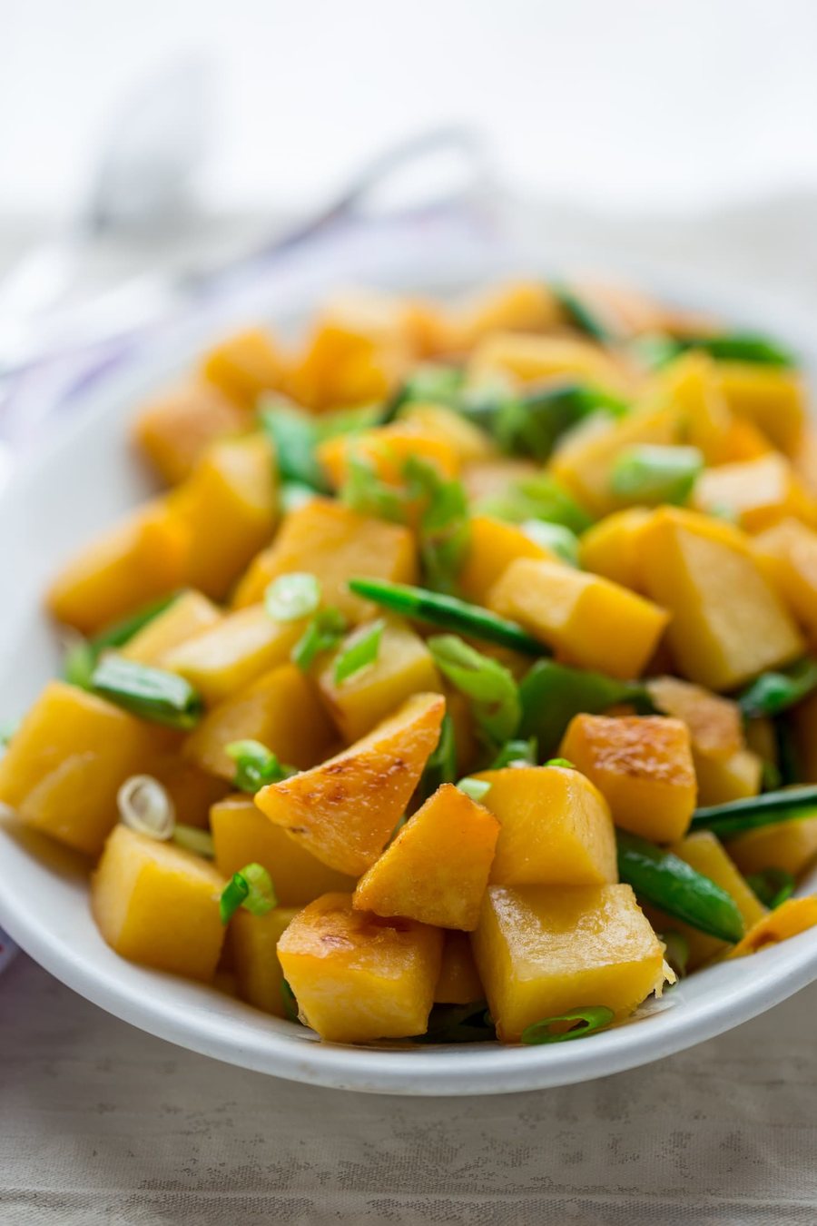 Salata proaspata cu Gulie suedeza